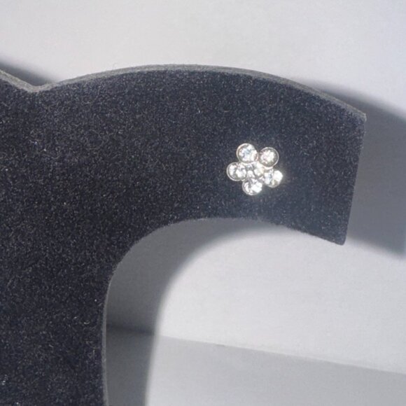 7mm Clear Flower Cz And Sterling Post Earrings - Picture 7 of 8